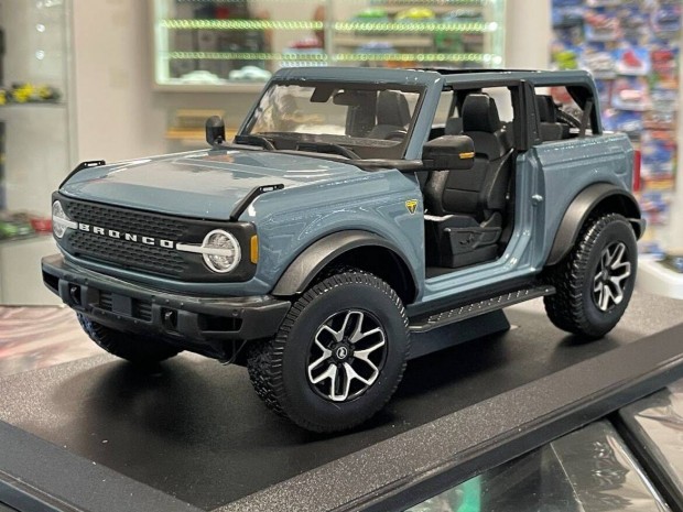 Ford Bronco Badlands 2021 1:18 Maisto Special Edition