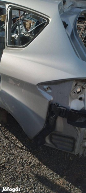 Ford C-Max bal hts srvd negyed