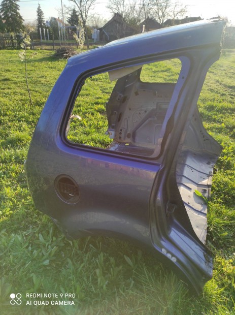 Ford C-Max hátsó sárvédő
