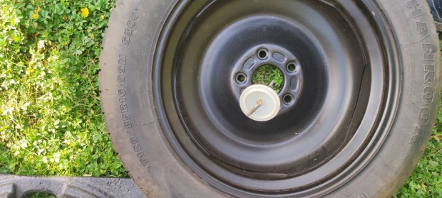Ford C-max gyári szükségkerék tartozékaival