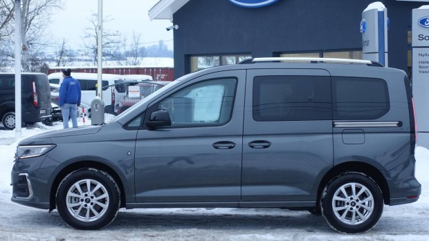 Ford Connect Tourneo2.0 TDCi L1 Titanium Magyar...