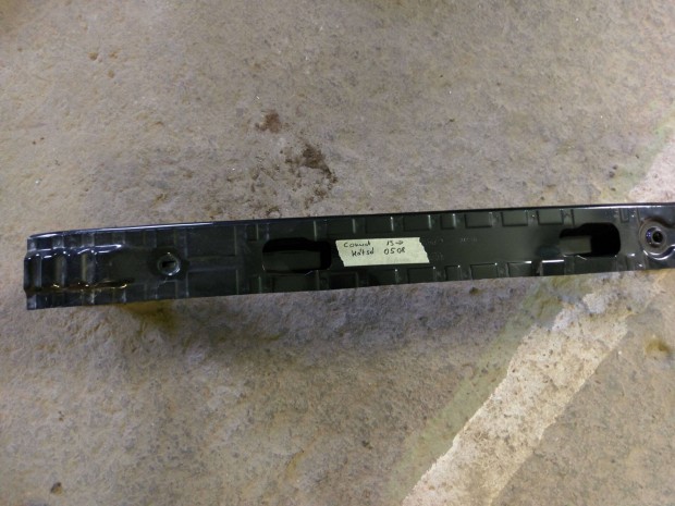 Ford Connect hts lkhrt merevt kereszttart (2013-)