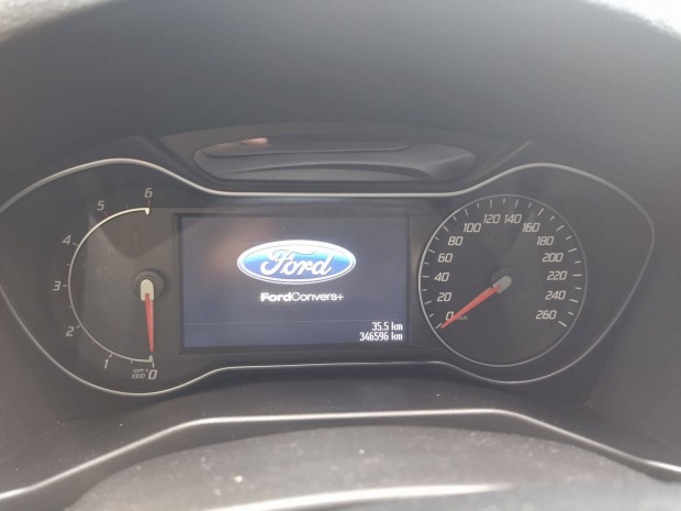 Ford Convers+ óracsoport,kilóméter óra
