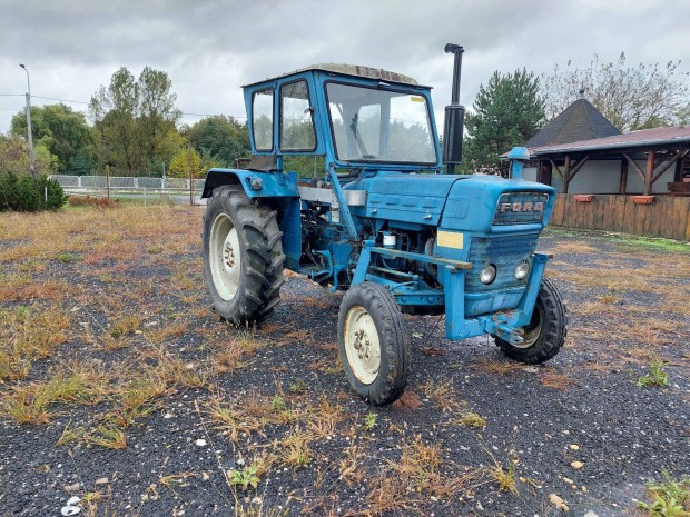 Ford Dexta 2000-8 traktor