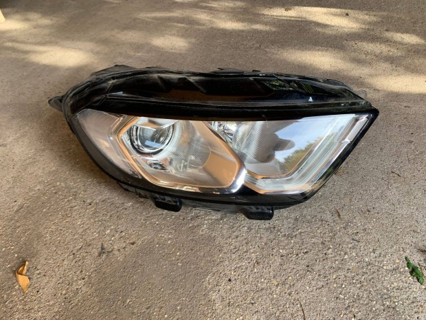 Ford Ecosport Fényszóró Jobbos