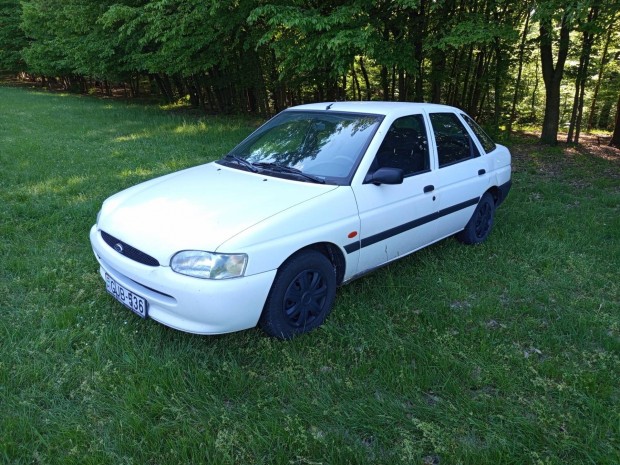 Ford Escort 1.3 CL Alba Magyaro-i