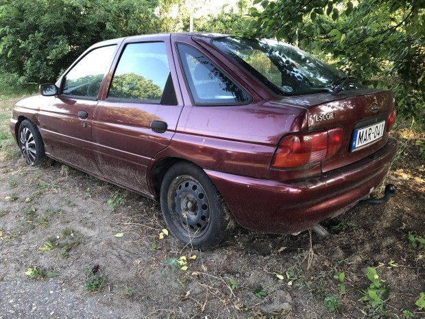 Ford Escort 1.8TD Bonts