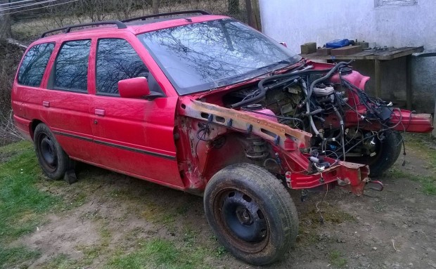 Ford Escort Mk5 kombi bontás