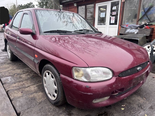 Ford Escort (1998) 1.6i L1H Alkatrszek #M3381