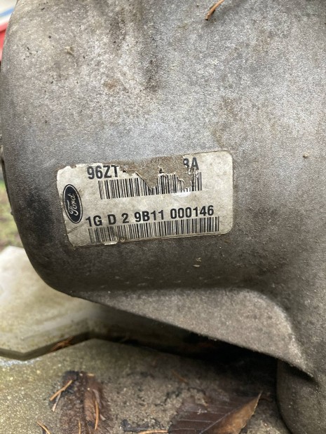 Ford Escort sebv�lt� sebess�gv�lt� v�lt�