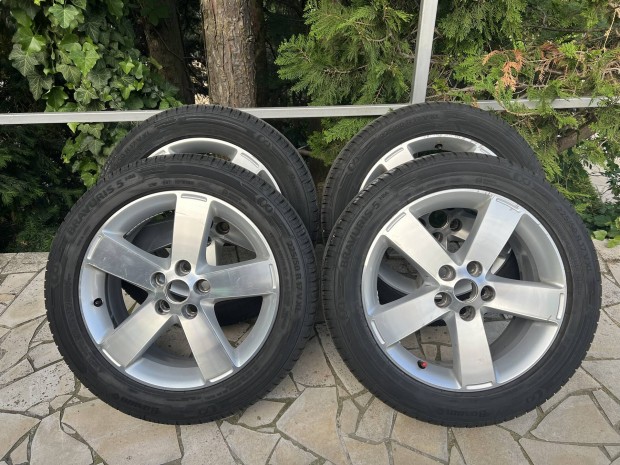 Ford Felni garnitra