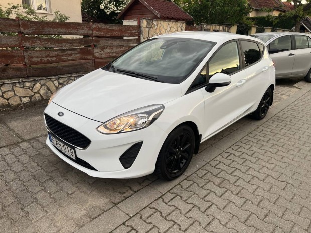 Ford Fiesta 1.1 Titanium M.o-i.83.000 km.Első T...