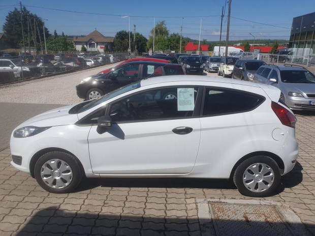 Ford Fiesta 1.25 Ambiente 157000km klima 1tulaj