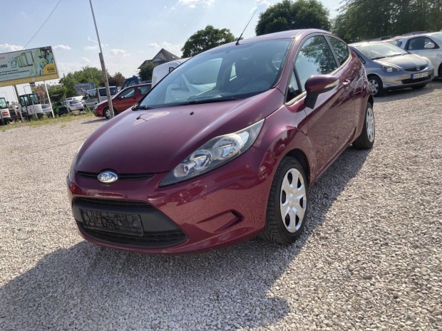 Ford Fiesta 1.25 Ambiente Kamatmentes Részletre...