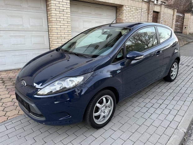 Ford Fiesta 1.25 Ambiente Klma-15COL-Friss Ms...