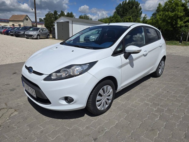 Ford Fiesta 1.25 Ambiente Klma. AUX. Multikormny