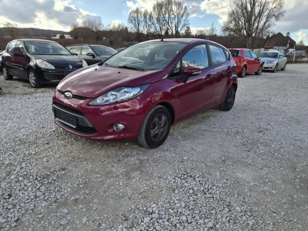 Ford Fiesta 1.25 Colourline N�met Papirokkal.GA...