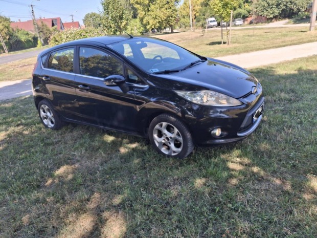 Ford Fiesta 1.25 Titanium Akr 1v Garancival!!