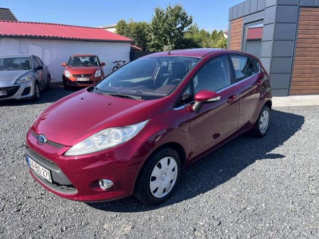 Ford Fiesta 1.25 Titanium Azonnal elvihet! Gar...