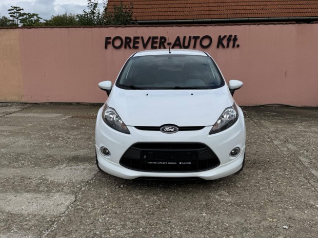 Ford Fiesta 1.25 Titanium ST-Line! lsfts!To...