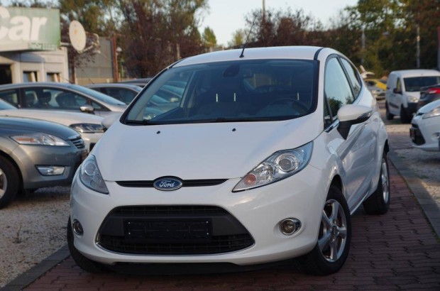 Ford Fiesta 1.25 Titanium ls/szlvd-fts.D...