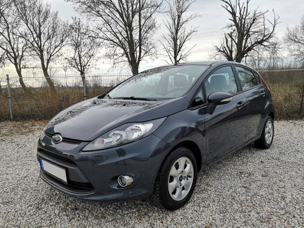 Ford Fiesta 1.25 Trend Szervizknyves.Alufelni....