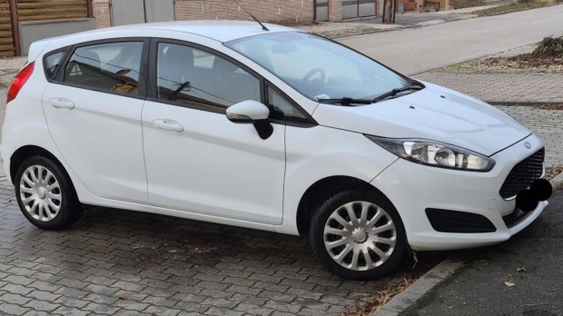 Ford Fiesta 1,2 fehr kevs kilomtres aut elad