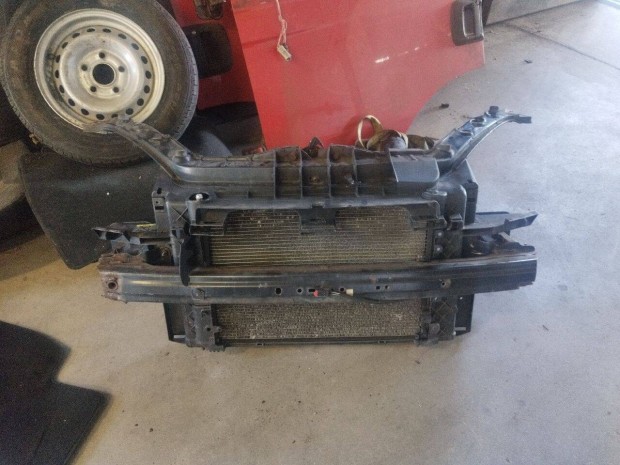 Ford Fiesta 1.3 2001-2008 komplett homlokfal