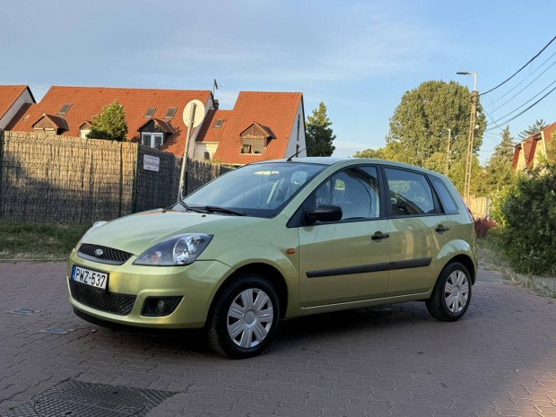 Ford Fiesta 1.3 Ambiente Jéghideg Klíma