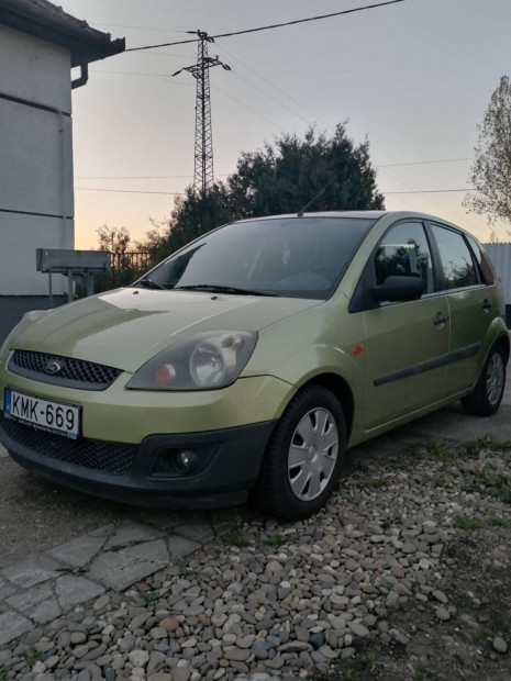 Ford Fiesta 1.3, 2006-os, szép és megbízható