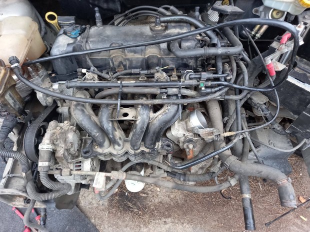 Ford Fiesta 1,3 benzines motor elad