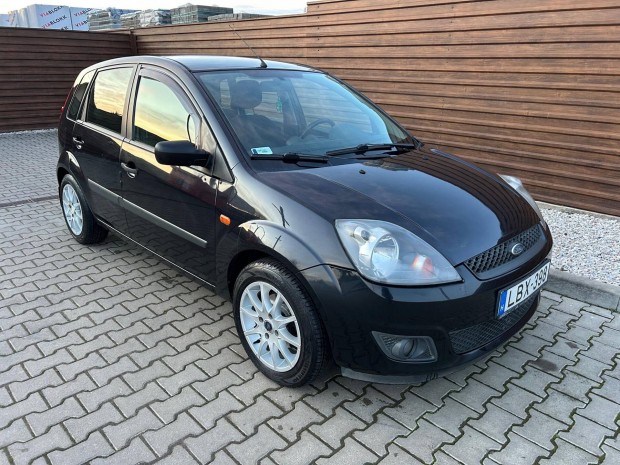 Ford Fiesta 1.4 TDCi Ghia Magyar---digit.klma-...