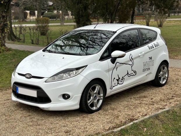 Ford Fiesta 1.6 Sport Gyri Sport felszereltsg...