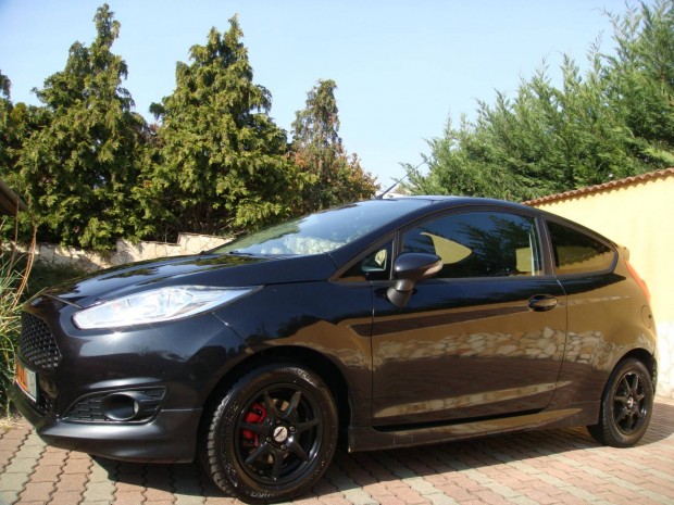 Ford Fiesta 1.6 TDCi Sport ST-Line! Karambolmen...