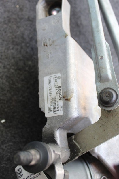 Ford Fiesta 2008- Ablaktörlő szerkezetek motorral 3397021360
