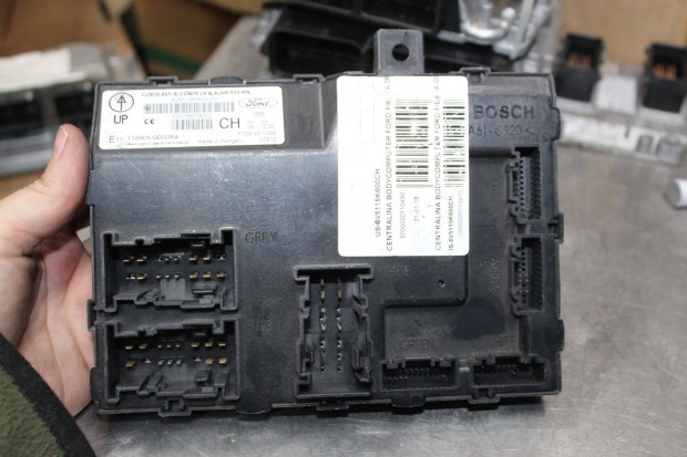 Ford Fiesta 2008 komfort elektronika (8V51-15K600-CH)
