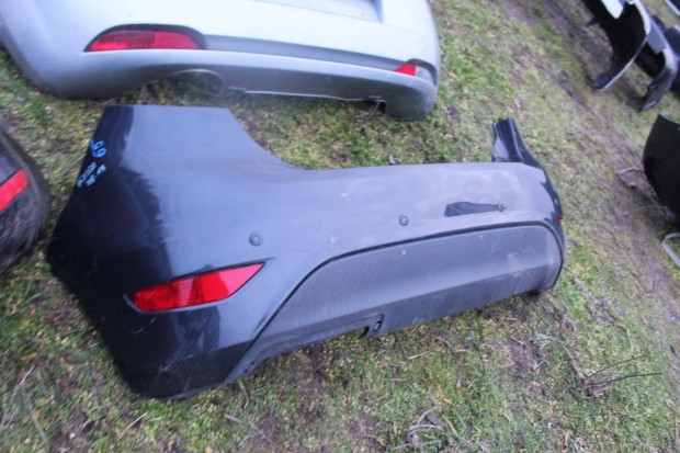 Ford Fiesta 2015 Hátsó lökhárító üresen 8A61-17D781A (65)