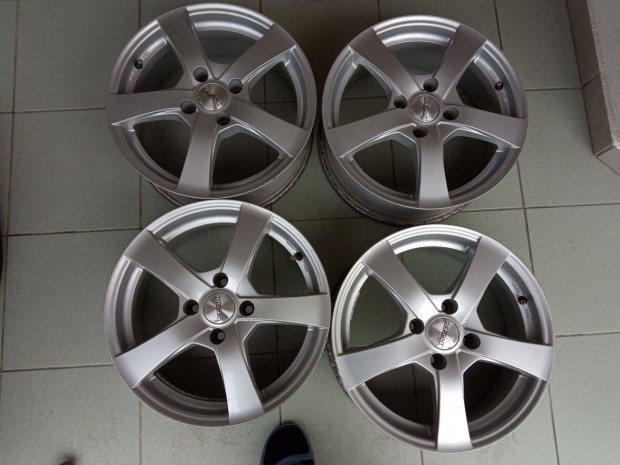 Ford Fiesta Focus Alufelni Felni 4x108 15" R15 15