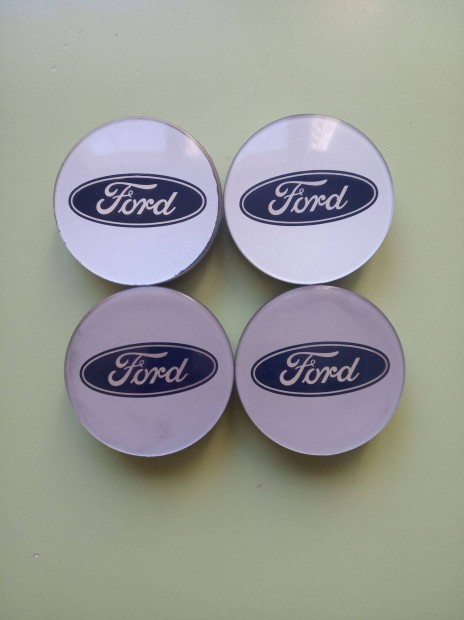 Ford Fiesta Focus Mondeo Galaxy 60mm (ezüst) gyári alufelni felnikupak