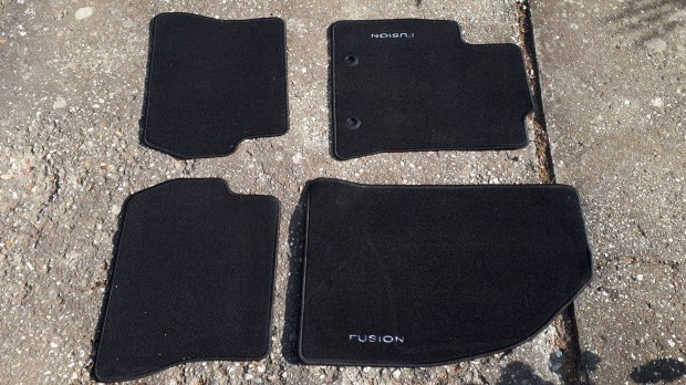Ford Fiesta Fusion gy�ri sz�nyeg sz�vetsz�nyeg