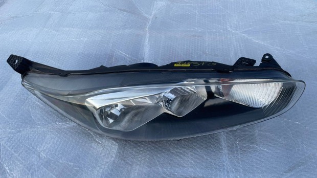 Ford Fiesta Jobb első fényszóró C1BB-13W029-AE