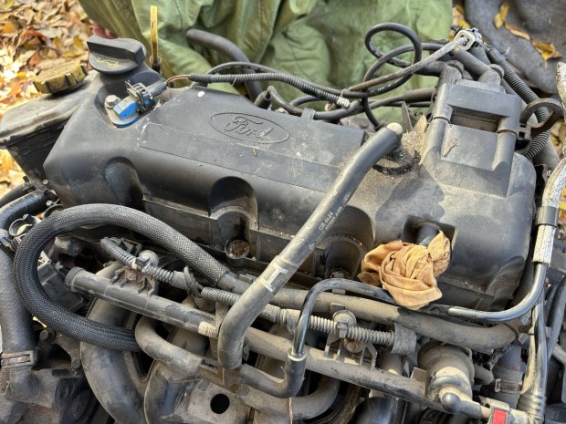 Ford Fiesta Ka szelepfedl 