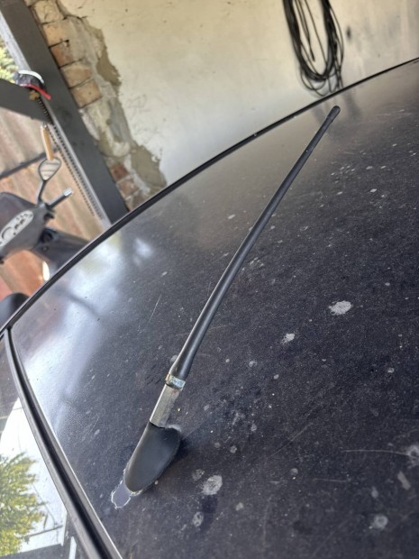 Ford Fiesta MK5 antenna 