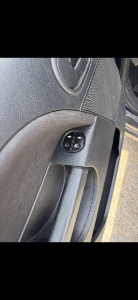Ford Fiesta MK5 elektromos ablak kapcsol