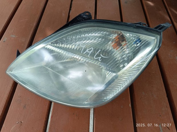 Ford Fiesta MK5 első fényszóró