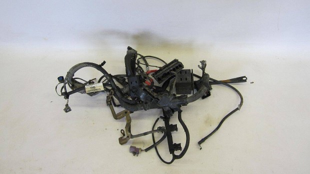 Ford Fiesta MK6 Eladó 1,25-1,4 benzines klímás motortér kábelköteg