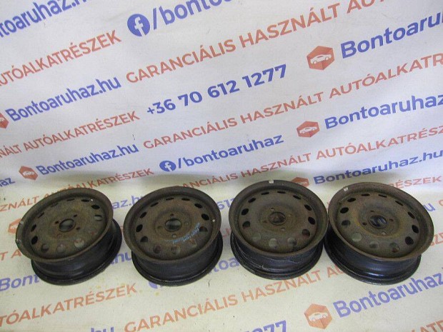 Ford Fiesta MK6 Eladó gyári, bontott 4x108 14 colos lemezfelni garnit