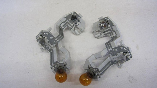 Ford Fiesta MK7 Eladó gyári, bontott hátsó láma izzó foglalat pár