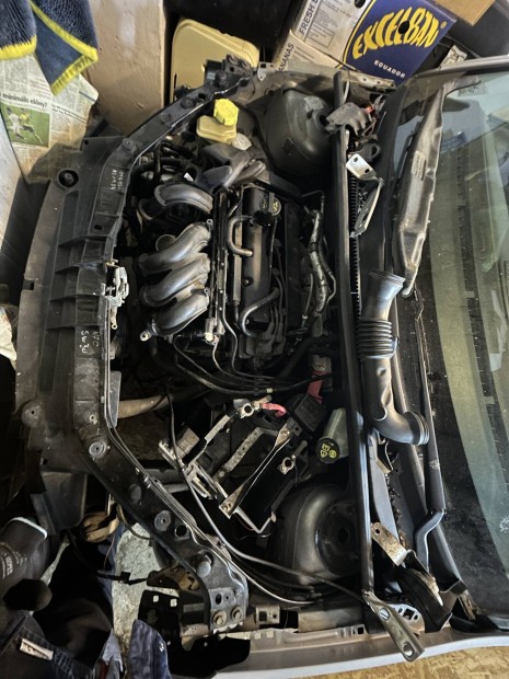 Ford Fiesta Mk5 1.25 Fuja (2007) alkatr�szek 