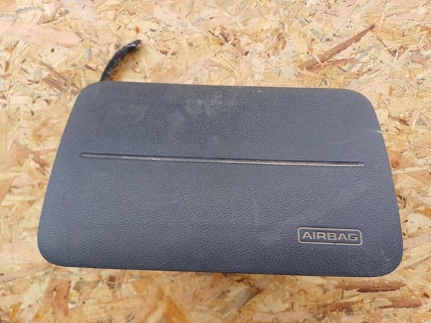 Ford Fiesta Mk5 (2001-2008) Jobb Els� Utasoldali L�gzs�k